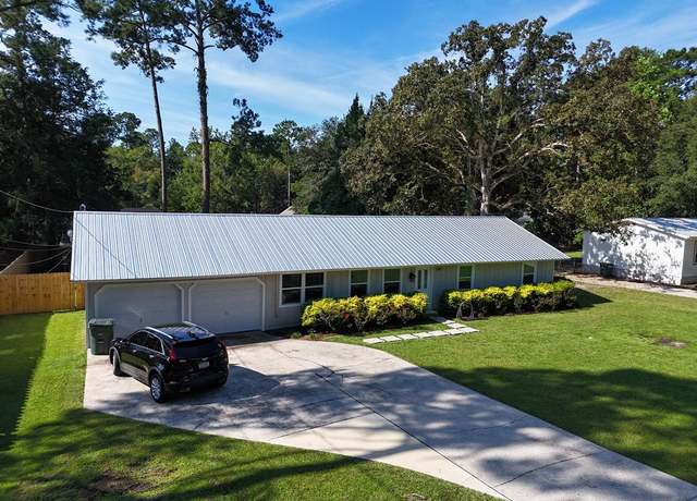 Property at 1316 Oriole Dr, Thomasville, GA 31792, 3 beds, 2 baths