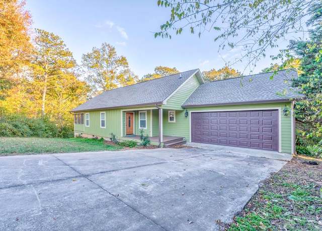 Property at 126 Strickland Drive Dr, Chatsworth, GA 30705, 3 beds, 2 baths