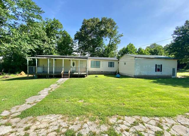Property at 254 Fashion Circle Cir, Chatsworth, GA 30705, 4 beds, 2 baths