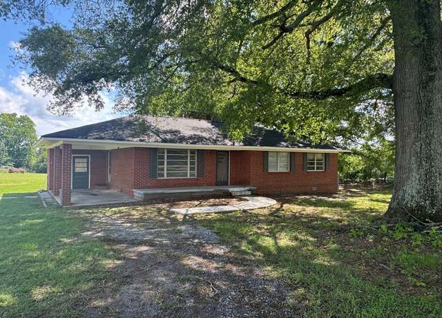 Property at 320 Mitchell Bridge Rd, Chatsworth, GA 30705, 3 beds, 1 bath