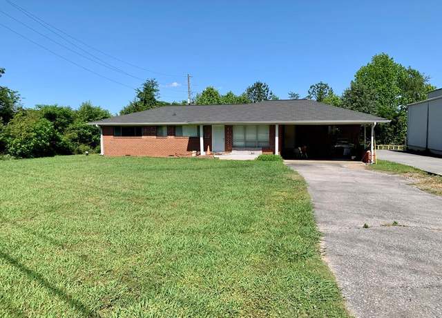 Property at 3281 Dug Gap Road Rd, Dalton, GA 30720, 6 beds, 3 baths