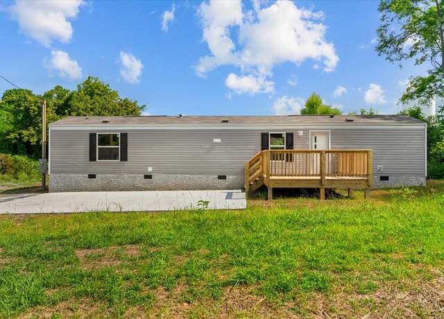 Property at 1119 Acme St, Dalton, GA 30721, 2 beds, 2 baths