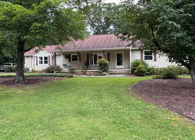 Property at 650 Wildwood Drive Dr, Chatsworth, GA 30705, 3 beds, 2 baths