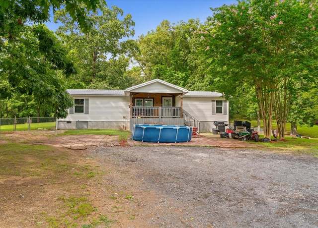 Property at 502 Richardson Road Rd, Dalton, GA 30721, 3 beds, 2 baths