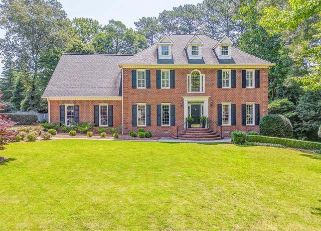 Property at 1603 Habersham Way Way, Dalton, GA 30720, 4 beds, 3 baths
