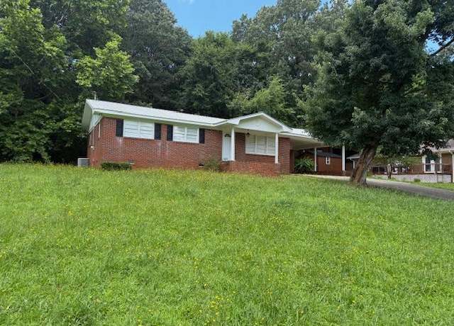 Property at 401 Spring Valley Drive Dr, Calhoun, GA 30701, 3 beds, 2 baths