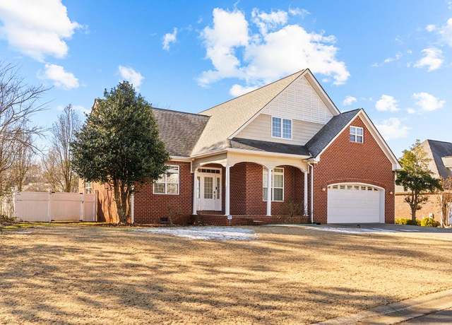 Property at 107 Maga Lynn Way Way, Chatsworth, GA 30705, 4 beds, 2 baths