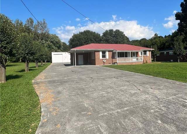 Property at 402 Linda Lane Ln, Calhoun, GA 30701, 3 beds, 1 bath