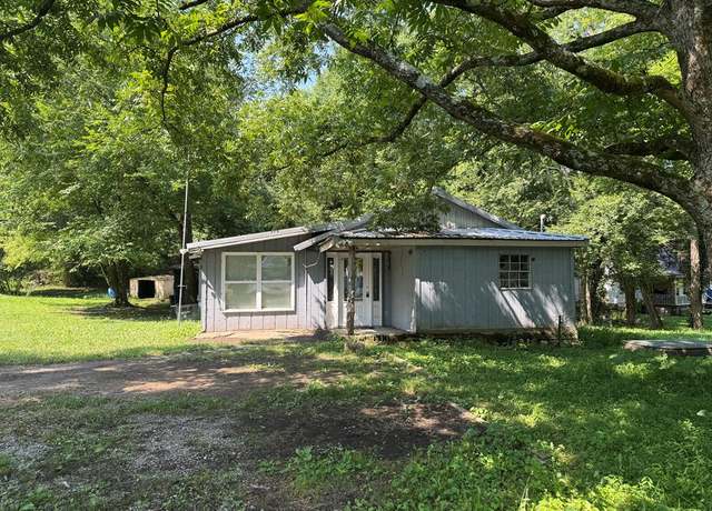 Property at 5008 Hwy 52 Alt, Chatsworth, GA 30705, 3 beds, 1 bath