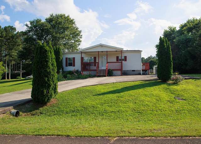 Property at 158 Foxes Grove Road Rd, Chatsworth, GA 30705, 3 beds, 2 baths