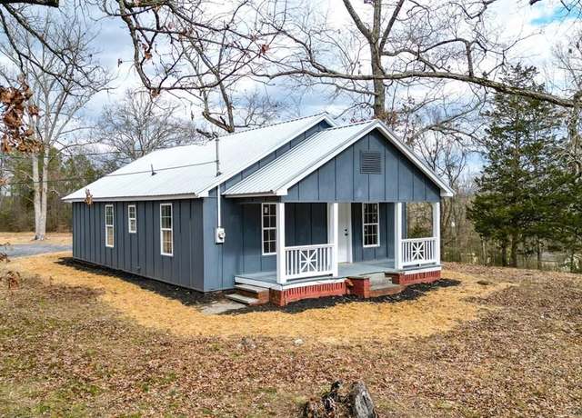 Property at 3807 Hwy 52 Alt Hwy, Chatsworth, GA 30705, 3 beds, 1 bath