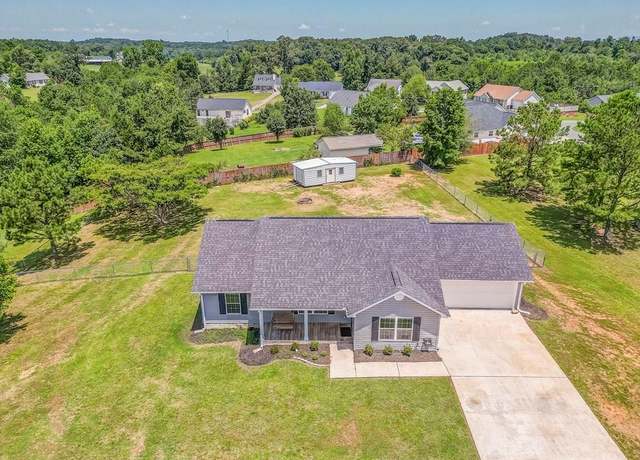 Property at 48 Daylily Lane Ln, Chatsworth, GA 30705, 3 beds, 2 baths