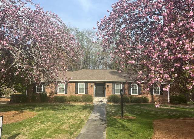 Property at 701 Lenna Lane Ln, Dalton, GA 30720, 3 beds, 4 baths