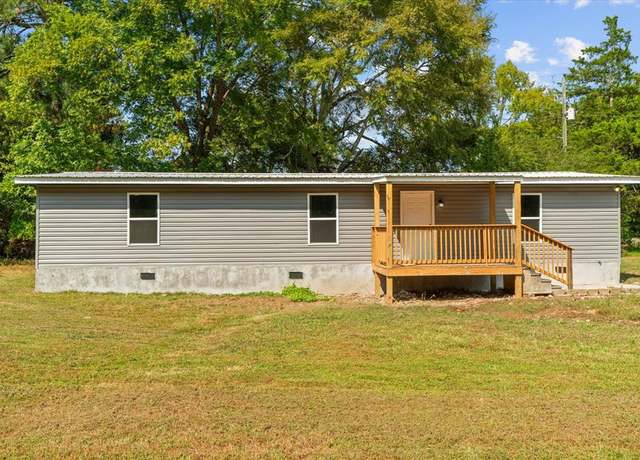 Property at 37 Leonard Bridge Road Rd, Chatsworth, GA 30705, 3 beds, 2 baths