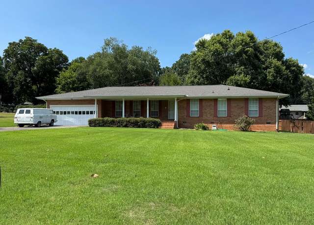 Property at 129 Lisa Lane Ln, Dalton, GA 30720, 3 beds, 2 baths