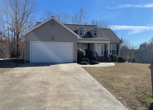 Property at 147 Toria Trace Trce, Dalton, GA 30721, 3 beds, 2 baths