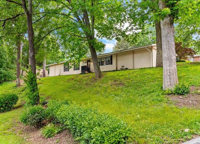Property at 1004 Linden Drive Dr, Dalton, GA 30720, 4 beds, 2 baths