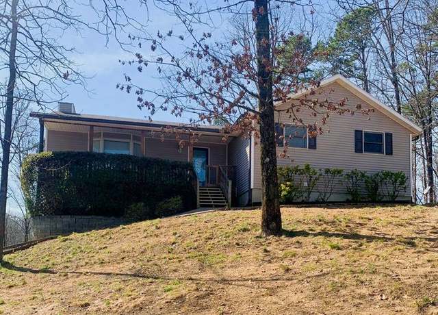 Property at 207 Laurel Drive Dr NE, Calhoun, GA 30701, 4 beds, 3 baths