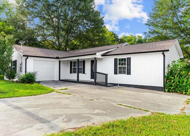 Property at 200 Quillian Road Rd, Dalton, GA 30721, 3 beds, 2 baths