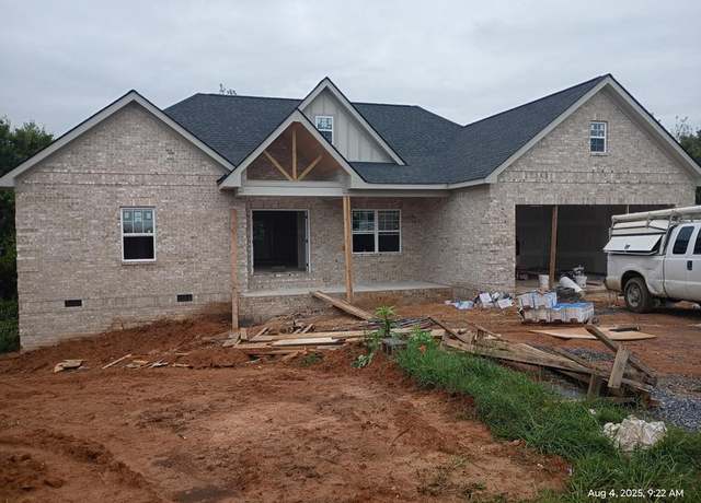 Property at 105 Keating St, Chatsworth, GA 30705, 3 beds, 2 baths