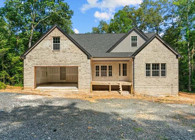 Property at 259 River Oaks Drive Dr, Dalton, GA 30721, 3 beds, 2 baths