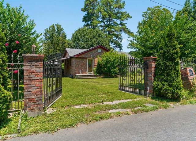 Property at 601 Stillwood Drive Dr, Dalton, GA 30721, 3 beds, 1 bath