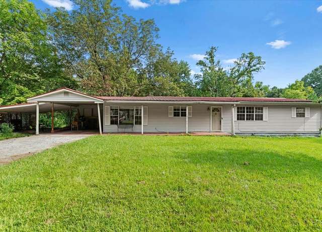Property at 4386 Tibbs Bridge Road Rd SE, Dalton, GA 30721, 3 beds, 2 baths