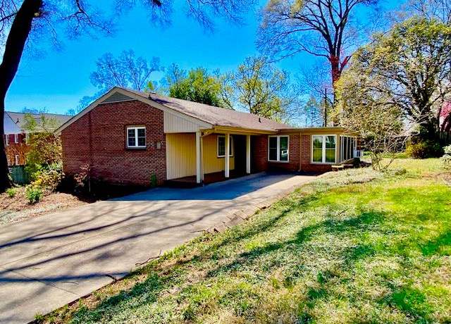 Property at 503 Williamsburg Drive Dr, Dalton, GA 30720, 3 beds, 2 baths