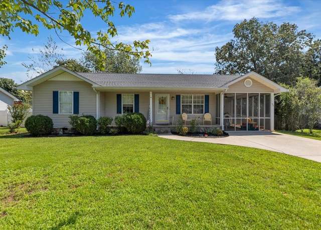 Property at 318 Diamond Way Way, Chatsworth, GA 30705, 3 beds, 2 baths