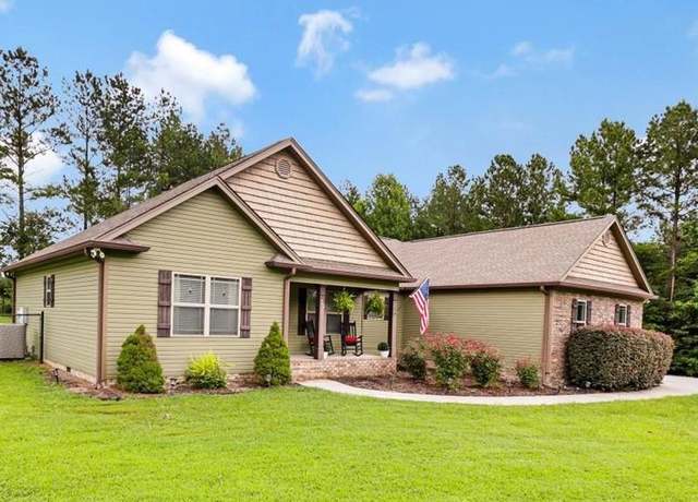 Property at 39 Pole Road Rd, Chatsworth, GA 30705, 3 beds, 2 baths