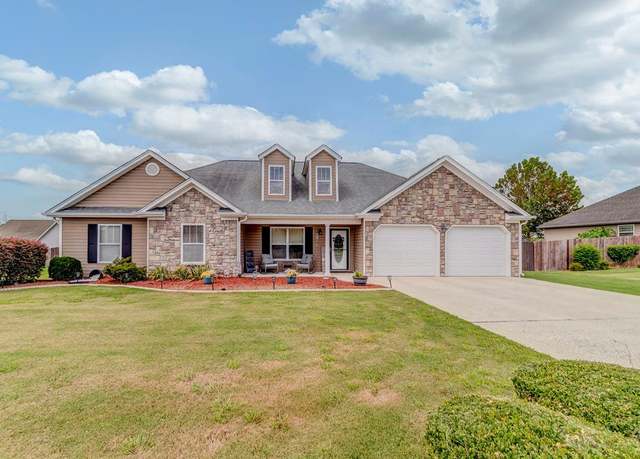 Property at 210 Honeyberry Lane Ln, Rossville, GA 30741, 3 beds, 2 baths