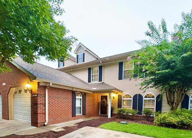 Property at 1695 Summit Drive Dr, Dalton, GA 30721, 3 beds, 3 baths