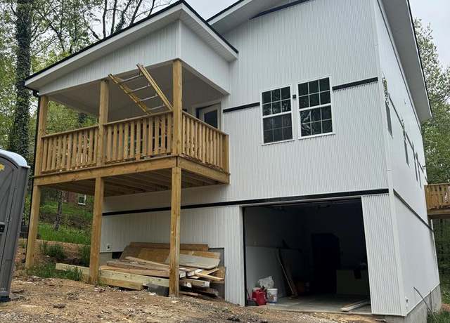 Property at 2726 Clearview Drive Dr, Rocky Face, GA 30755, 3 beds, 3 baths