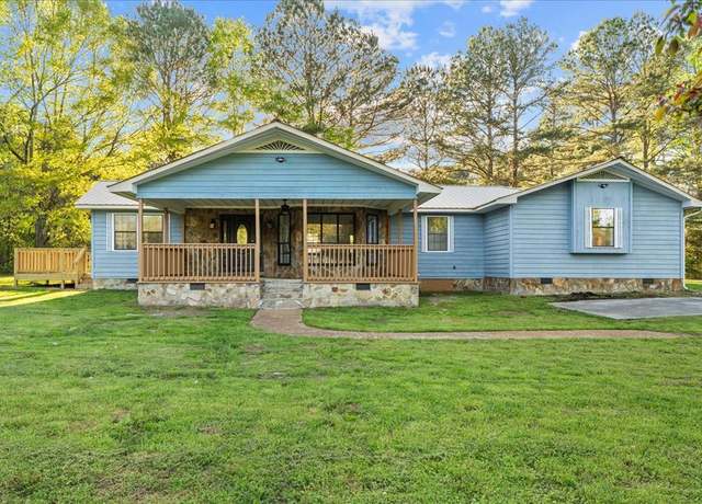 Property at 4318 Nance Springs Road Rd, Dalton, GA 30721, 3 beds, 2 baths