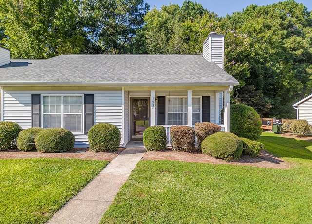 Property at 1934 Spring Chase Way Way, Dalton, GA 30720, 2 beds, 2 baths