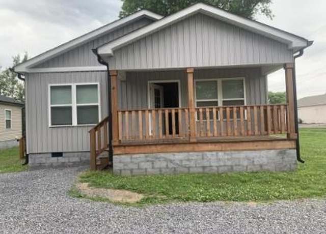 Property at 4 5th Avenue Ave, Chatsworth, GA 30705, 3 beds, 2 baths