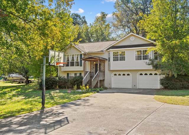 Property at 603 Williams Road Rd, Dalton, GA 30721, 3 beds, 2 baths