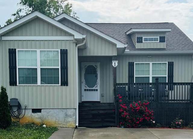 Property at 1011 Shalloway, Dalton, GA 30721, 3 beds, 2 baths