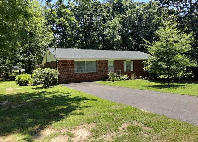 Property at 916 6th Avenue Ave, Chatsworth, GA 30705, 3 beds, 2 baths