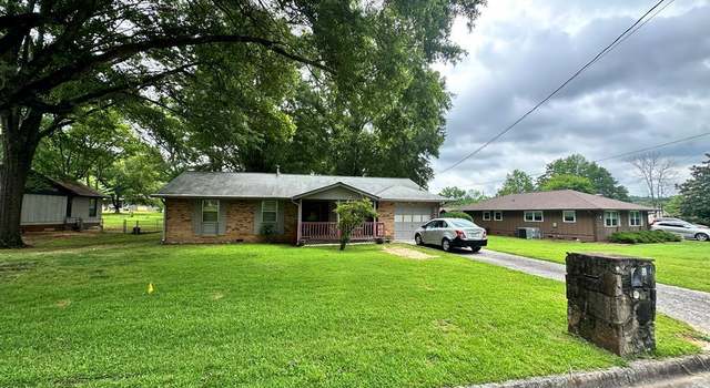 Photo of 804 Heritage Circle Cir, Dalton, GA 30721