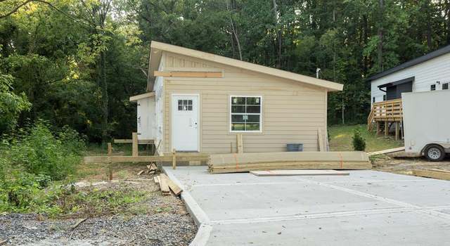 Photo of 2095 Hummingbird Drive Dr, Dalton, GA 30721