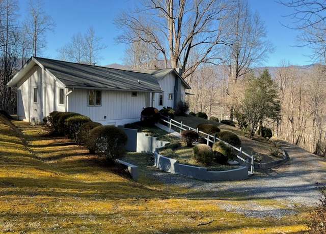 Property at 176 Walter Ashe Rd, Sylva, NC 28779, 3 beds, 2 baths