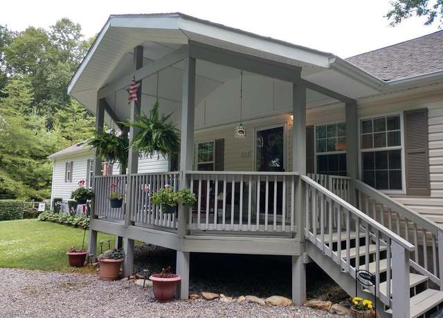 Property at 181 Hollon Cv, Waynesville, NC 28786, 3 beds, 2 baths