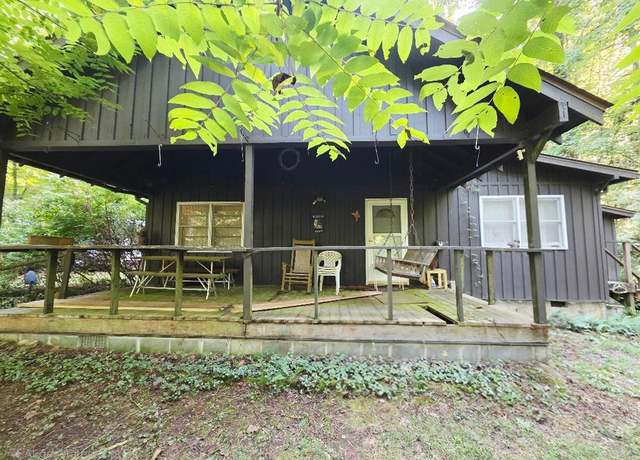Property at 549 Orenda Dr, Franklin, NC 28734, 2 beds, 2 baths