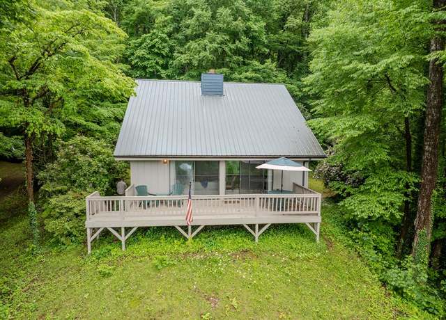 Property at 798 Lick Log Rd, Sylva, NC 28779, 3 beds, 2 baths