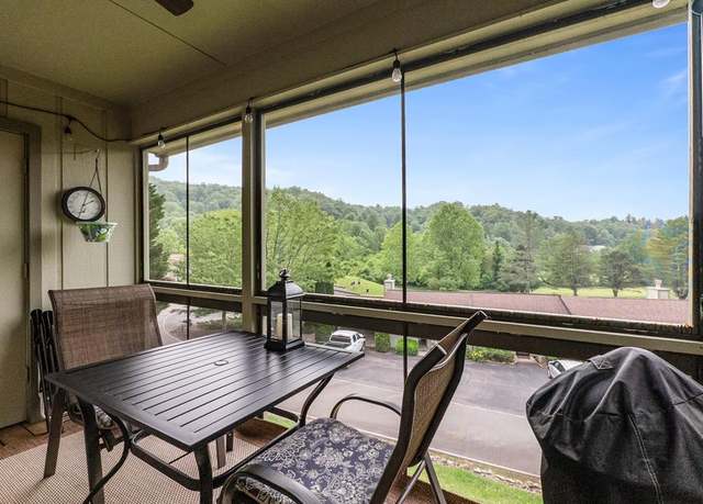Property at 31C Mint Lake Court West Ct, Franklin, NC 28734, 1 bed, 1 bath