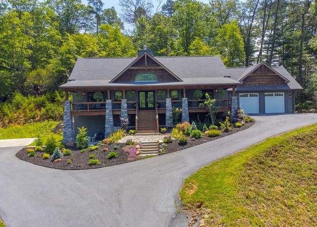 Property at 275 Rivers Whisper Ln, Franklin, NC 28734, 3 beds, 3.5 baths