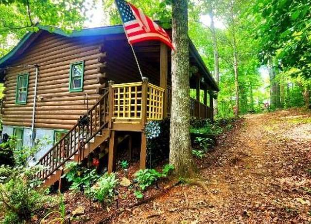 Property at 682 Lilly Ln, Whittier, NC 28789, 3 beds, 2 baths