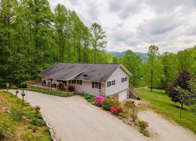 Property at 854 Hampton Branch Rd, Topton, NC 28781, 3 beds, 2 baths