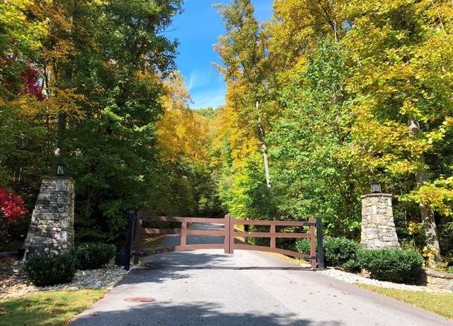 Property at 30 Cadillac Pointe, Waynesville, NC 28785